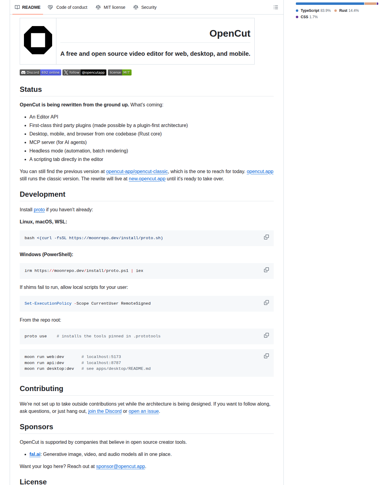 OpenCut README 開頭(專案名稱、標語與授權徽章)